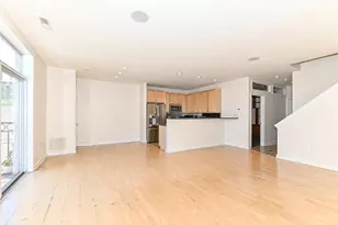 1920 N Farwell Ave, Milwaukee, WI 53202 - Photo 5