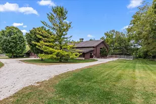 802 S Teut Rd, Burlington, WI 53105 - Photo 41