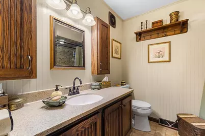 802 S Teut Rd, Burlington, WI 53105 - Photo 23