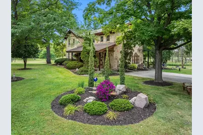 802 S Teut Rd, Burlington, WI 53105 - Photo 3