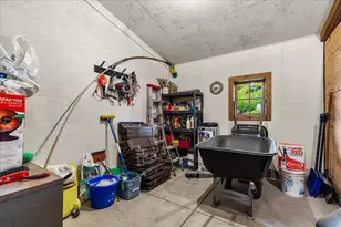 802 S Teut Rd, Burlington, WI 53105 - Photo 55