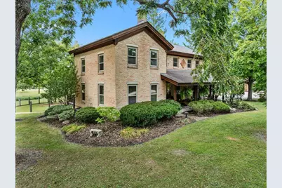 802 S Teut Rd, Burlington, WI 53105 - Photo 3