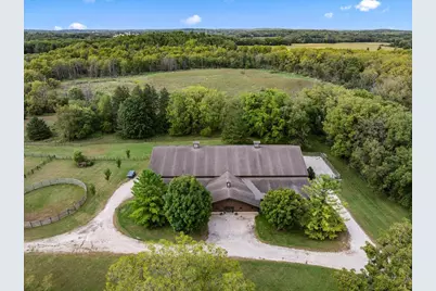 802 S Teut Rd, Burlington, WI 53105 - Photo 57