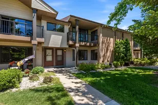 W177N9776 Riversbend Circle, Germantown, WI 53022 - Photo 15