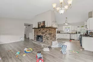 3109 Canterbury Ln, Janesville, WI 53546 - Photo 7