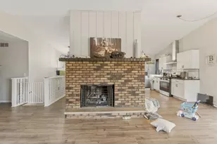 3109 Canterbury Ln, Janesville, WI 53546 - Photo 11