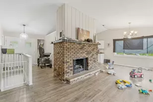 3109 Canterbury Ln, Janesville, WI 53546 - Photo 9