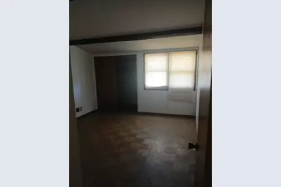 9021 N Swan Rd #E, Milwaukee, WI 53224 - Photo 5