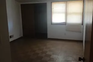 9021 N Swan Rd, Milwaukee, WI 53224 - Photo 5