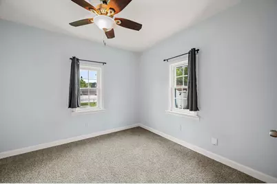 3684 S 33rd St, Greenfield, WI 53221 - Photo 11