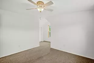 3684 S 33rd St, Greenfield, WI 53221 - Photo 17