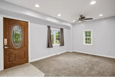 3684 S 33rd St, Greenfield, WI 53221 - Photo 3