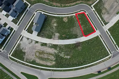 9437 S Cypress Pl, Oak Creek, WI 53154 - Photo 1