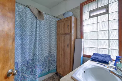 2316 S 84th St, West Allis, WI 53227 - Photo 15