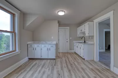 2316 S 84th St, West Allis, WI 53227 - Photo 3