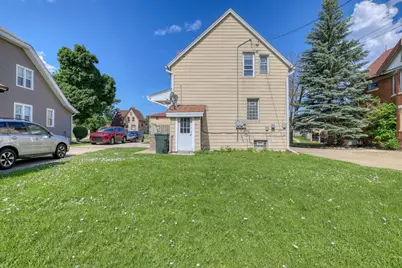 2316 S 84th St, West Allis, WI 53227 - Photo 19
