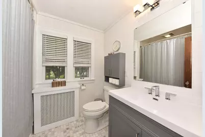 2876 N Grant Blvd, Milwaukee, WI 53210 - Photo 27