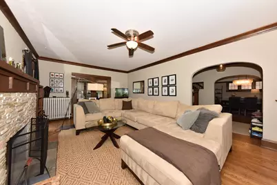 2876 N Grant Blvd, Milwaukee, WI 53210 - Photo 9