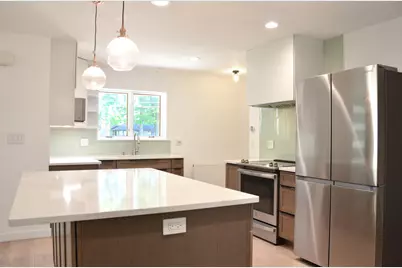 13815 W Robin Trl, New Berlin, WI 53151 - Photo 9