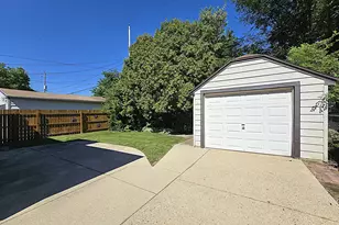 4062 N 40th St, Milwaukee, WI 53216 - Photo 53