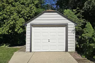 4062 N 40th St, Milwaukee, WI 53216 - Photo 51