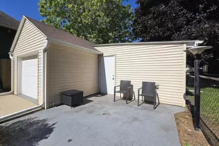 1957 S 82nd St, West Allis, WI 53219 - Photo 41