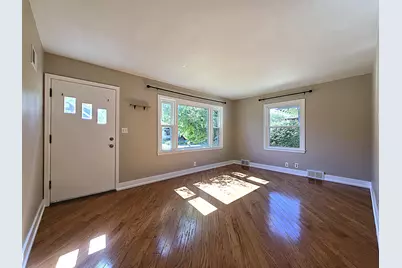 1957 S 82nd St, West Allis, WI 53219 - Photo 7