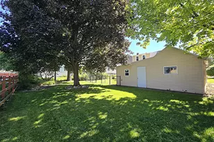 1957 S 82nd St, West Allis, WI 53219 - Photo 45