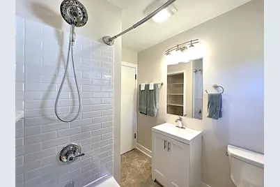 1957 S 82nd St, West Allis, WI 53219 - Photo 15