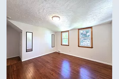 1957 S 82nd St, West Allis, WI 53219 - Photo 21