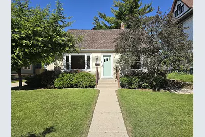 1957 S 82nd St, West Allis, WI 53219 - Photo 1