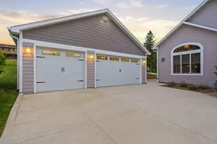 405 Lake Dr, Random Lake, WI 53075 - Photo 89