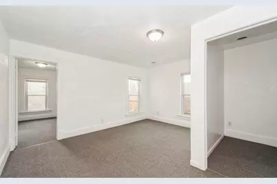 922  Racine St, Racine, WI 53403 - Photo 9