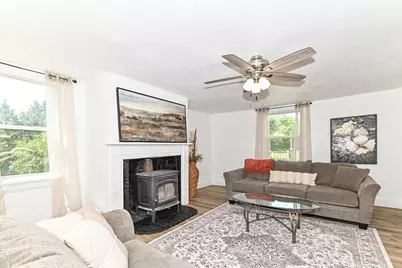 5824  Marsh Rd, Racine, WI 53185 - Photo 7