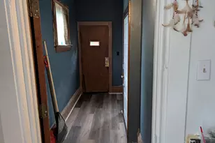 2524 W Michigan St, Milwaukee, WI 53233 - Photo 19