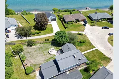 8  Steeplechase Dr, Racine, WI 53402 - Photo 45