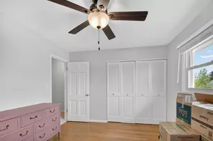 8 Steeplechase Dr, Racine, WI 53402 - Photo 27