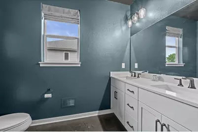 S54W25488  Pebble Brook Ct, Waukesha, WI 53189 - Photo 21