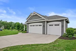 S54W25488 Pebble Brk Ct, Waukesha, WI 53189 - Photo 47