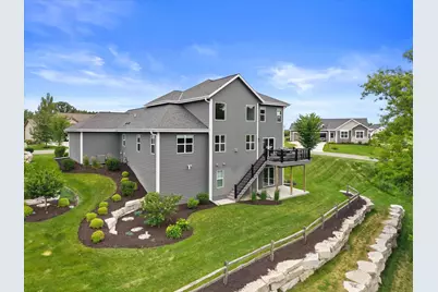 S54W25488  Pebble Brook Ct, Waukesha, WI 53189 - Photo 39