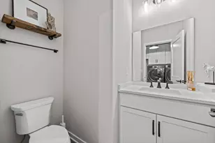 S54W25488 Pebble Brk Ct, Waukesha, WI 53189 - Photo 25