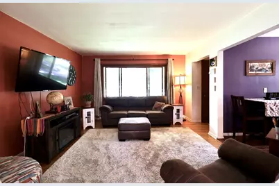 8675 N 51st St, Brown Deer, WI 53223 - Photo 9