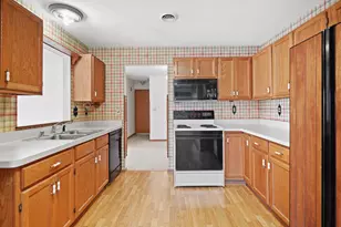 3128 Wood Rd, Racine, WI 53406 - Photo 9