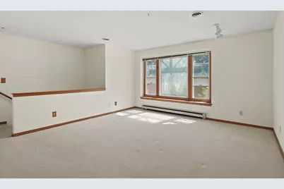 3128  Wood Rd #16, Racine, WI 53406 - Photo 5