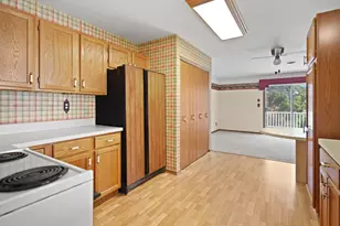 3128 Wood Rd, Racine, WI 53406 - Photo 7