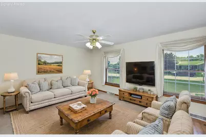 2920  Wildrose Way, Racine, WI 53402 - Photo 5