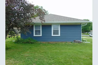 517  Maple St, Mukwonago, WI 53149 - Photo 23