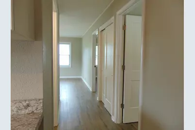 517  Maple St, Mukwonago, WI 53149 - Photo 21