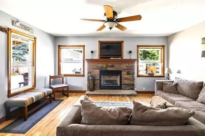 552  Milford St, Watertown, WI 53094 - Photo 19
