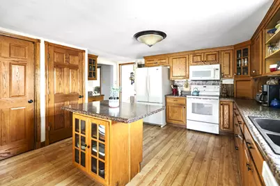 552  Milford St, Watertown, WI 53094 - Photo 15